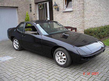 Porsche 924